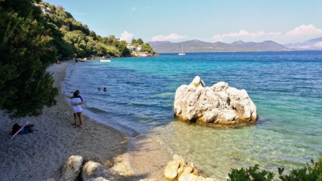 La spiaggia di Passà, una splendida insenatura nei pressi del Greek Beach House.