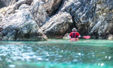 Kayak lungo costa a Lefkada